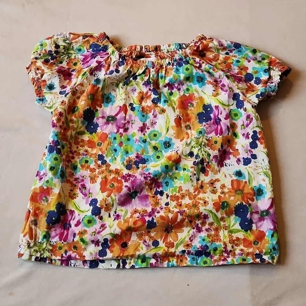 Old Navy floral top with Carter light denim shorts 2T